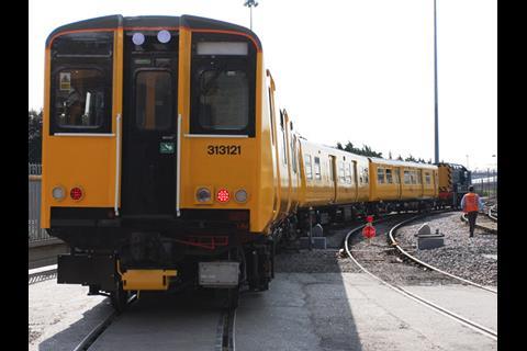 The EMU has been fitted with on-train ETCS equipment, engineers' workstations, batteries to power onboard equipment, a kitchen and a toilet.